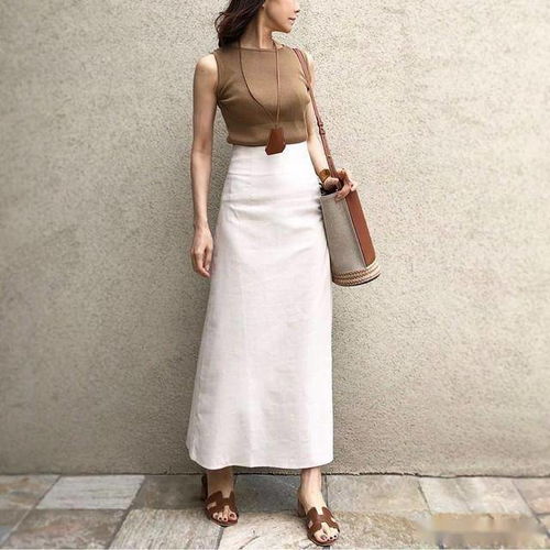 夏日服裝別亂穿,這樣搭配很時尚,優(yōu)雅有氣質(zhì),顯瘦顯高挑